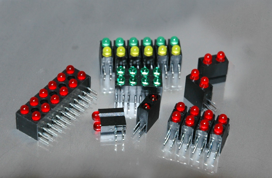 Dialight 基板実装用LED (Circuit Board Indicator) セレクターガイド