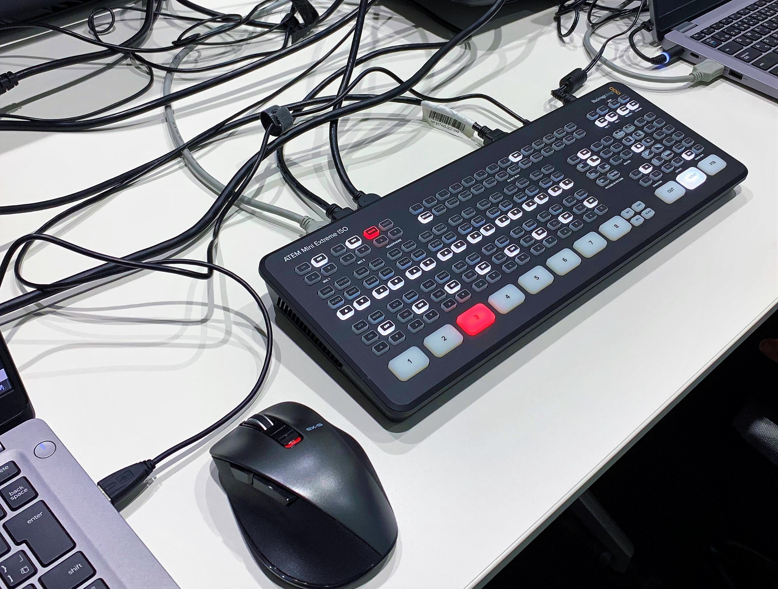 Blackmagic Design ほじくっ ATEM Mini | ほぼ未使用